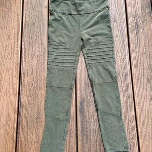 TUCKER & TATE size 14-16 girls stretch olive green denim leggings